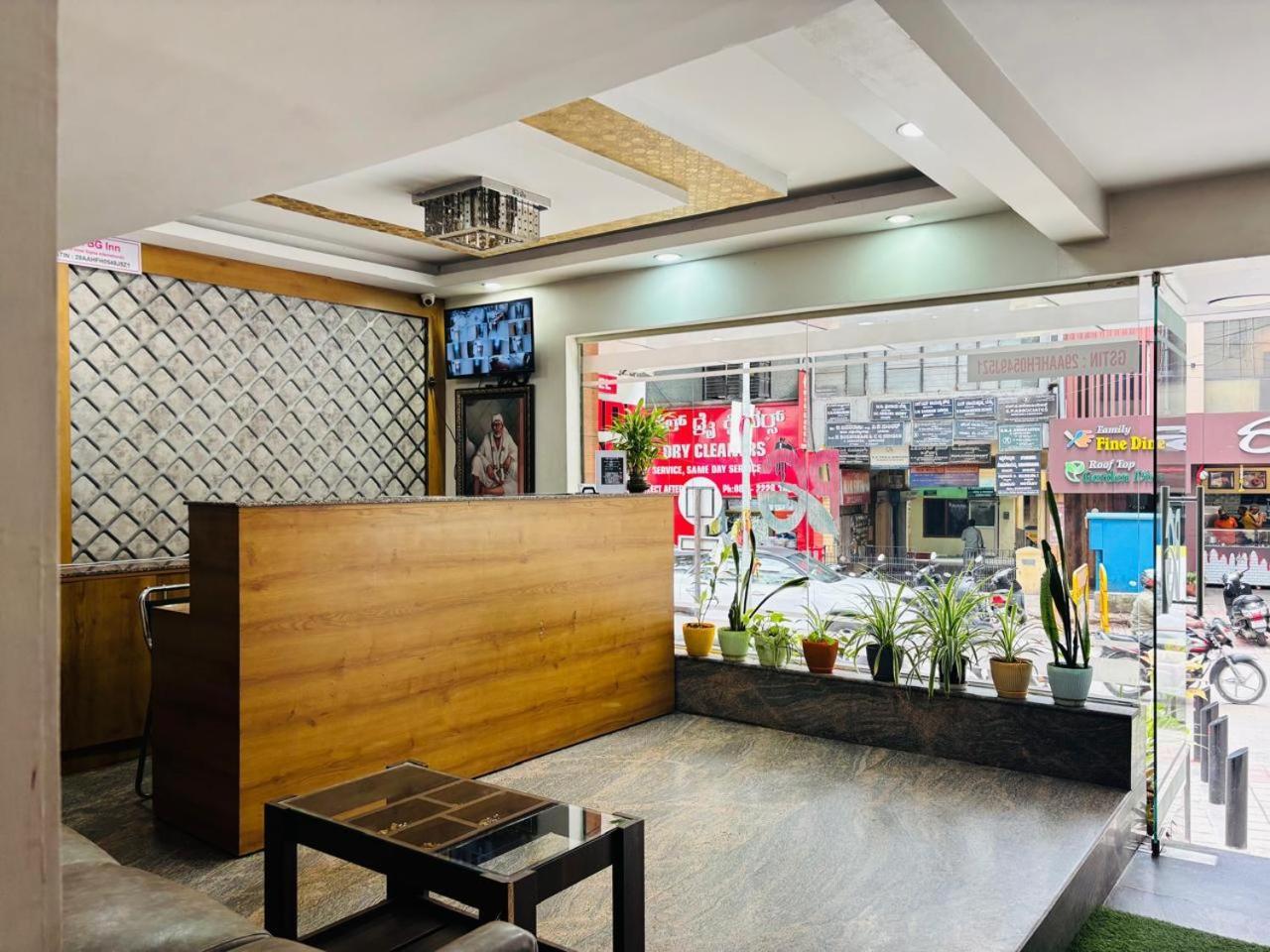 Hotel Bg Inn Bangalore Esterno foto